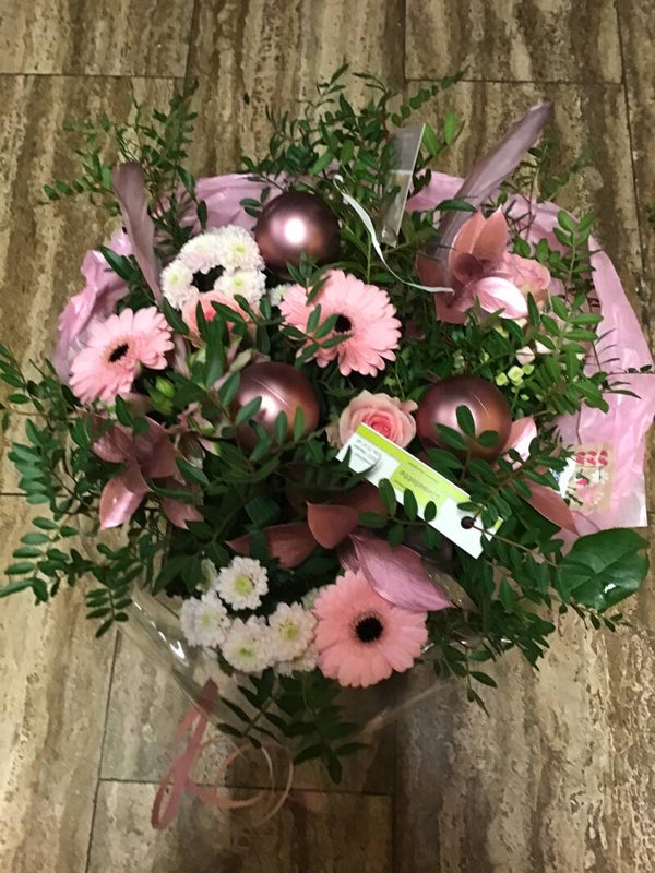 Roze kerstboeket