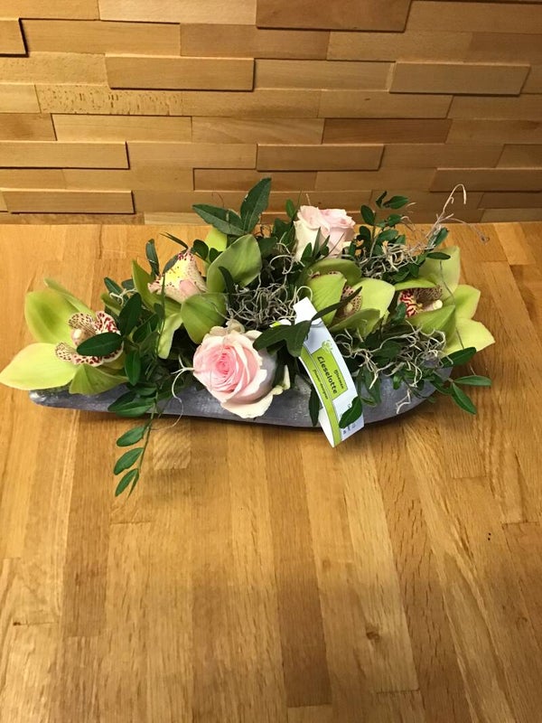 Bloemstuk in druppel.