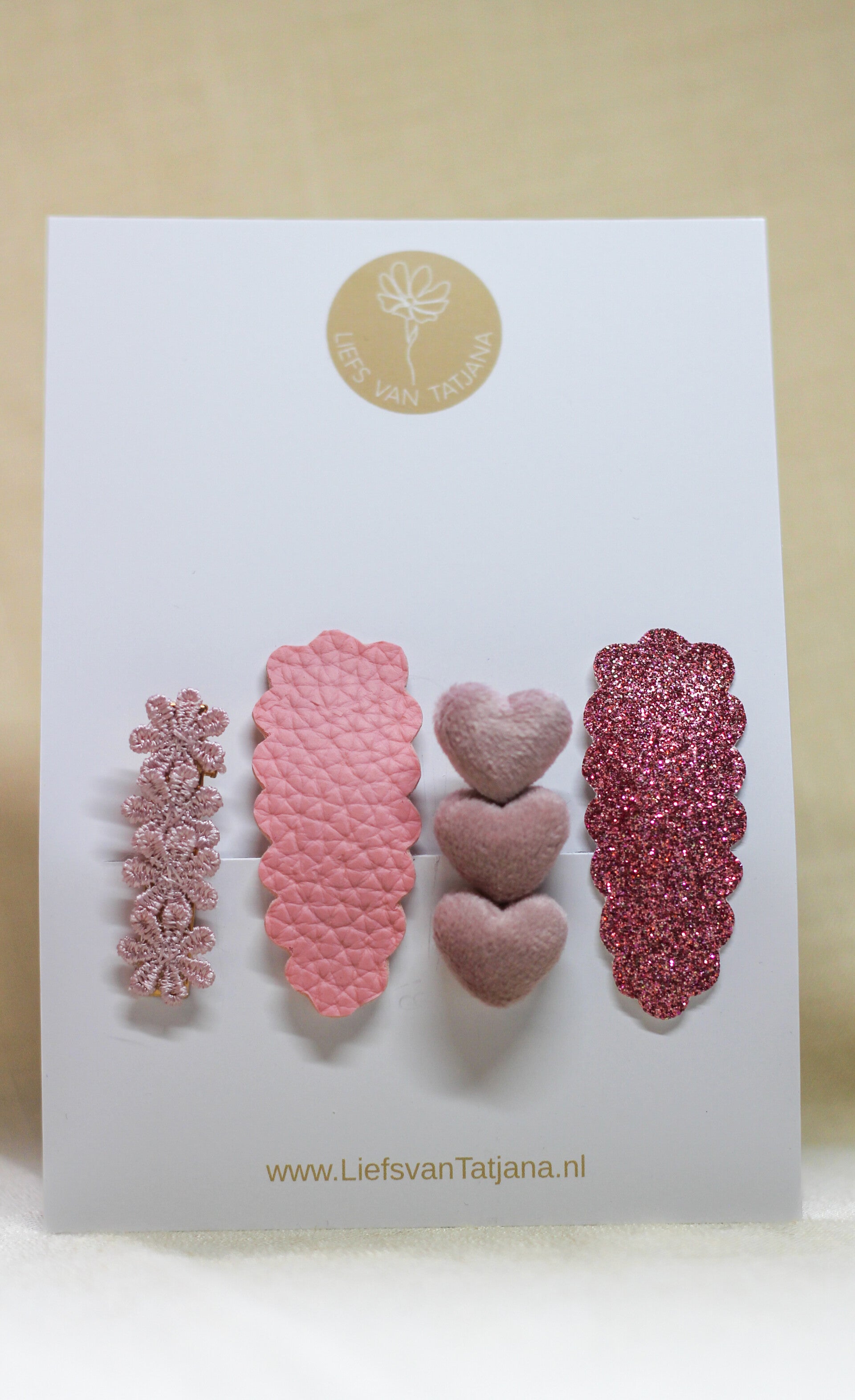 Cadeauset roze hartjes bloemen en leer