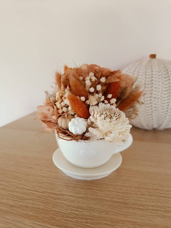 3D Kopje wit met droogbloemen