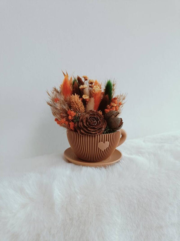 3D Kopje medium bruin met droogbloemen