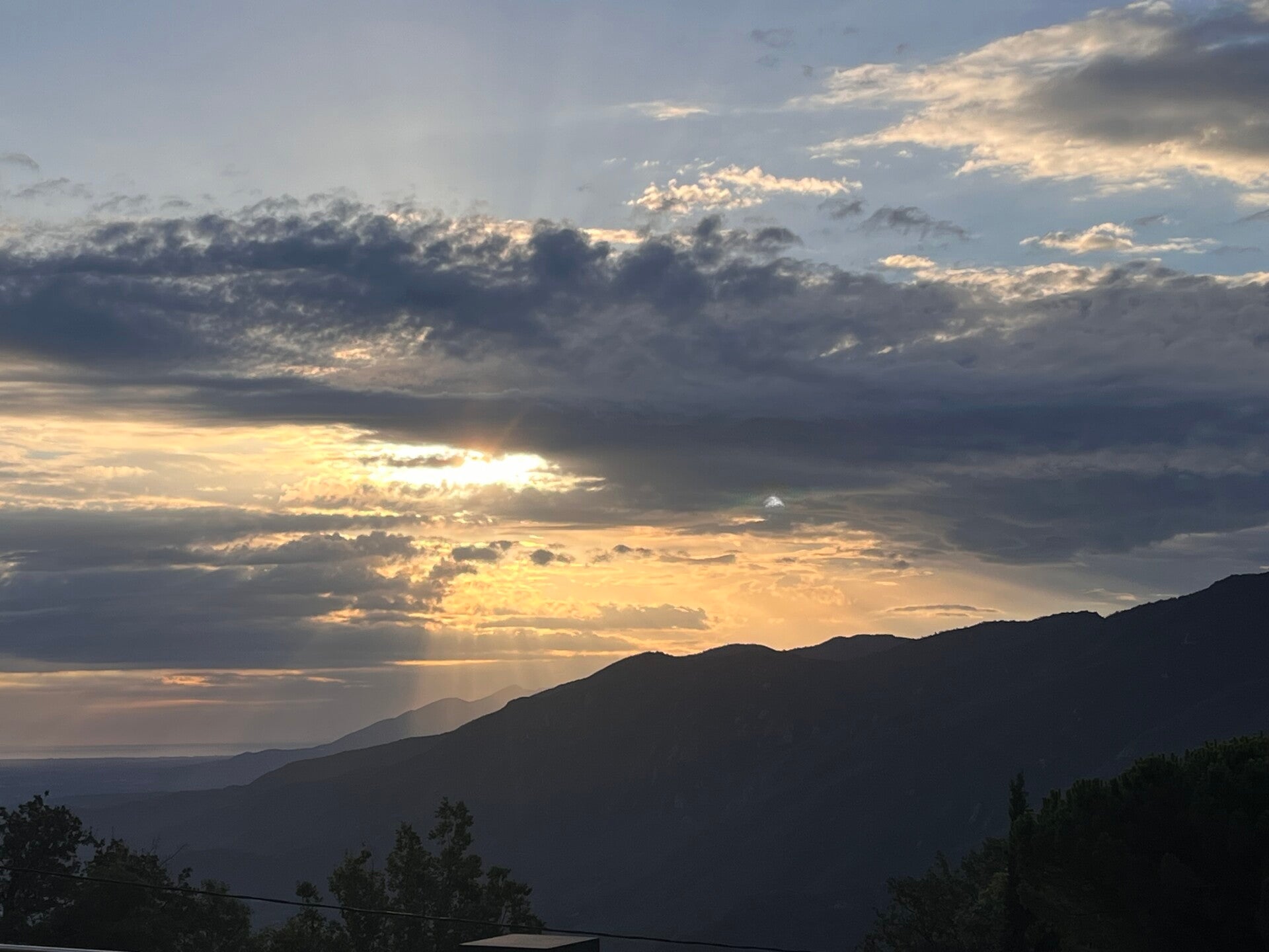 Vue-panoramique-location-Montferrer