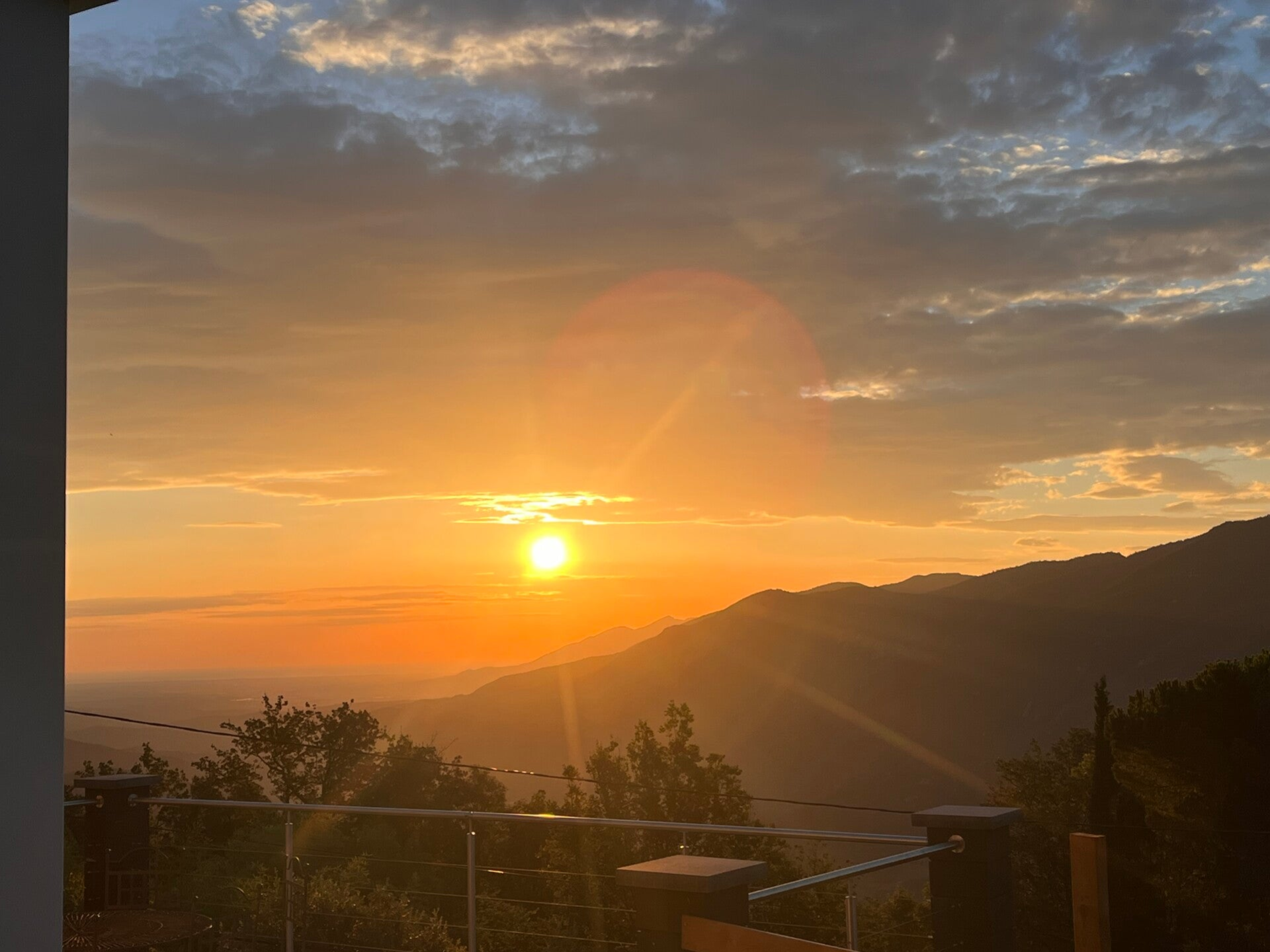 vue-panoramique-location-Montferrer