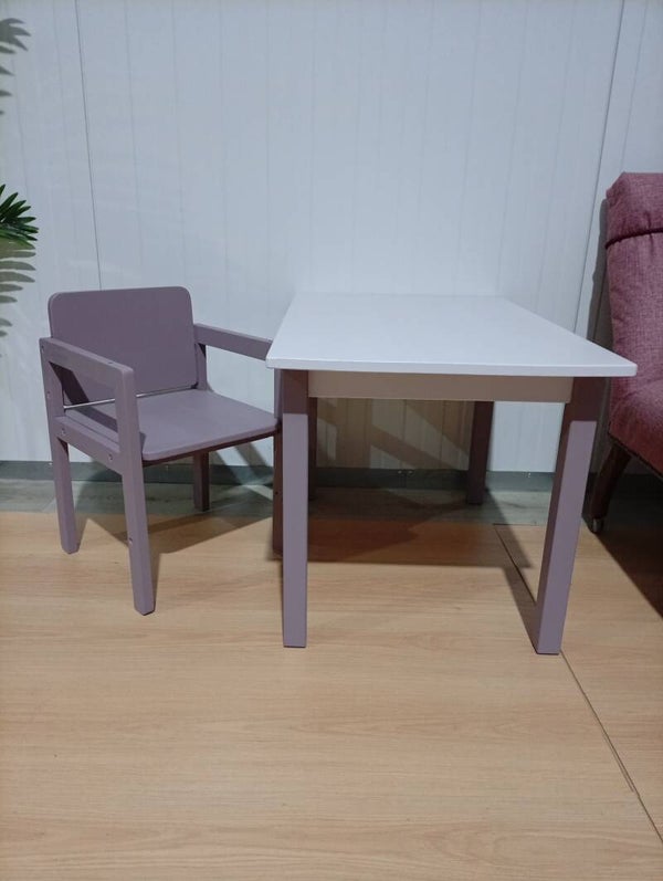 Tafeltje + Stoeltje