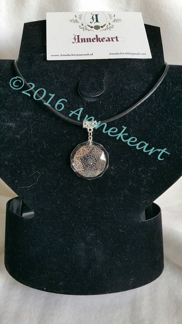 Kunsthars sieraden 9.