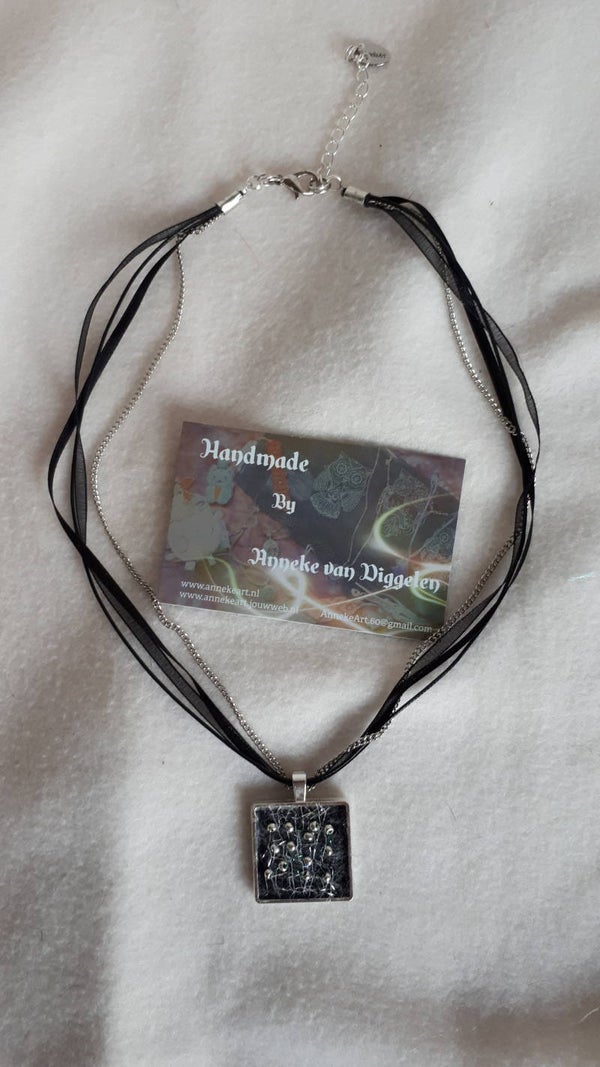 Kettingen verwerkt met vilt 1