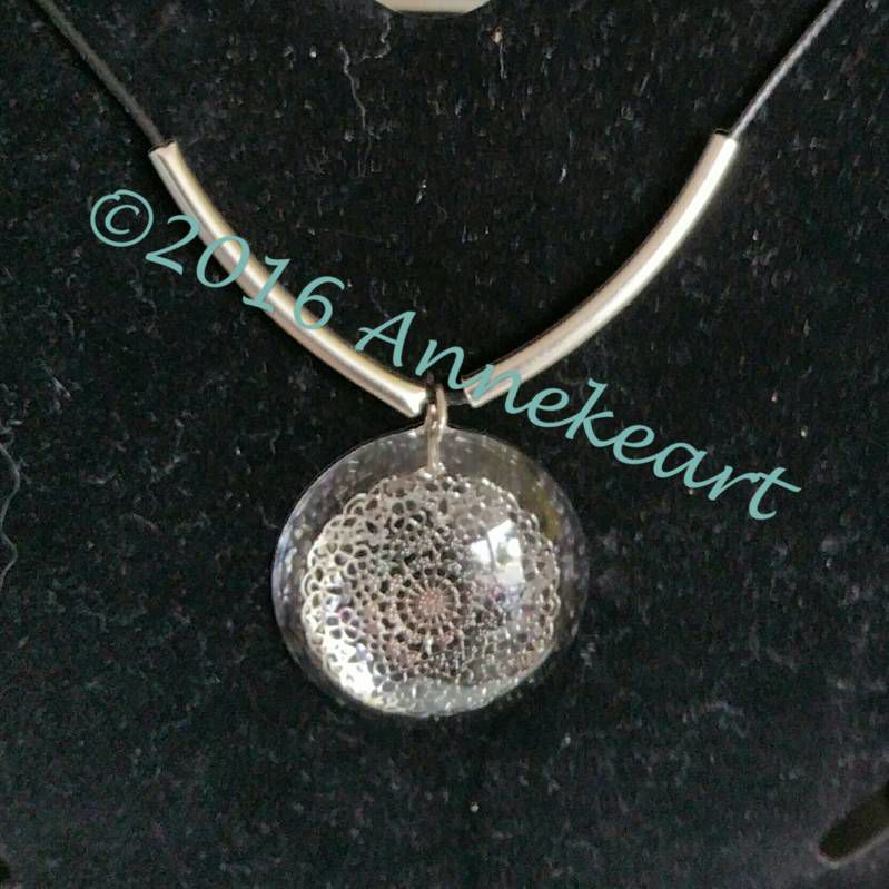 Kunsthars sieraden 8.