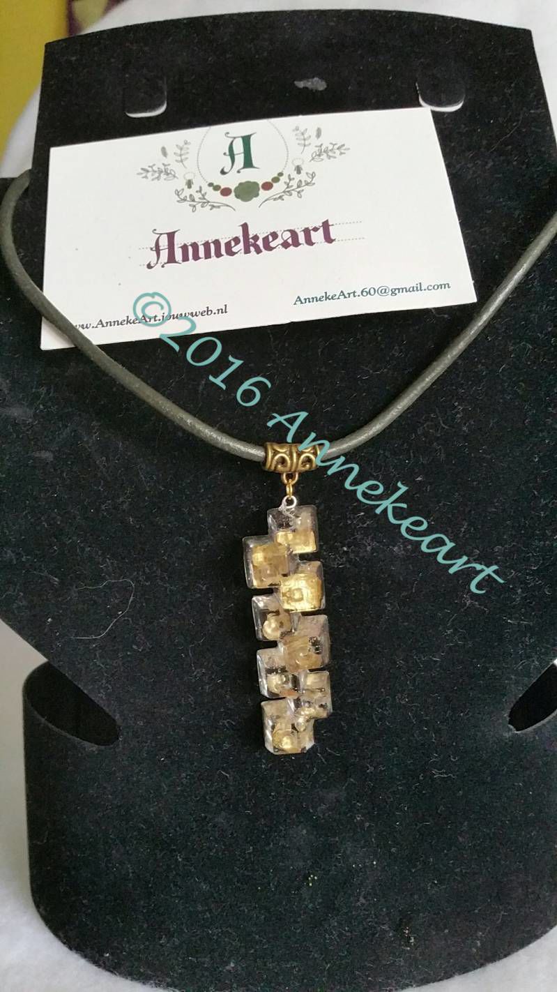 Kunsthars sieraden 5.