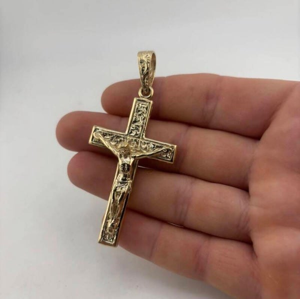XL Crucifix Pendant, 9ct Yellow Gold