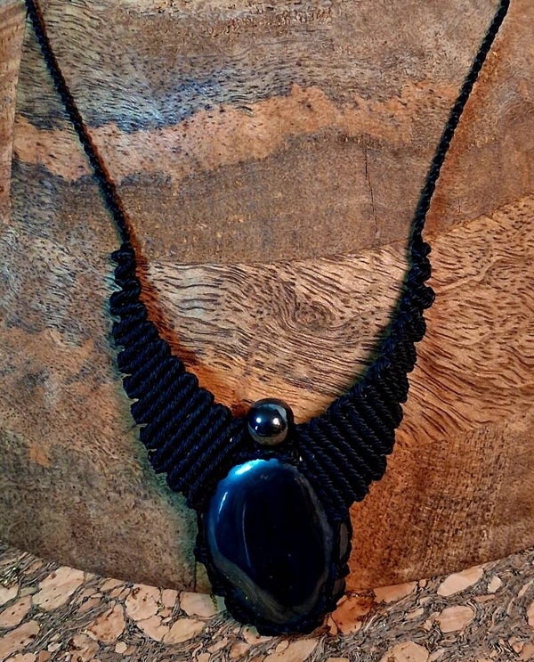 Collier Hématite protection ancrage harmonie