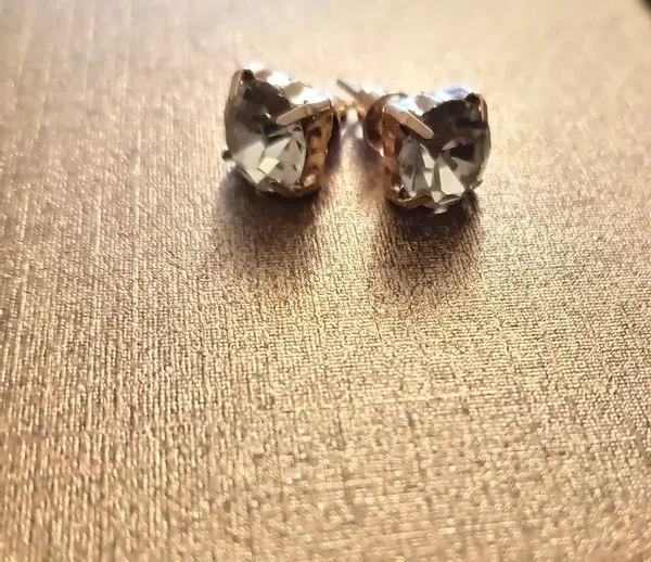 Elegant Gold Stainless Steel Stud Earrings Round Crystal Design