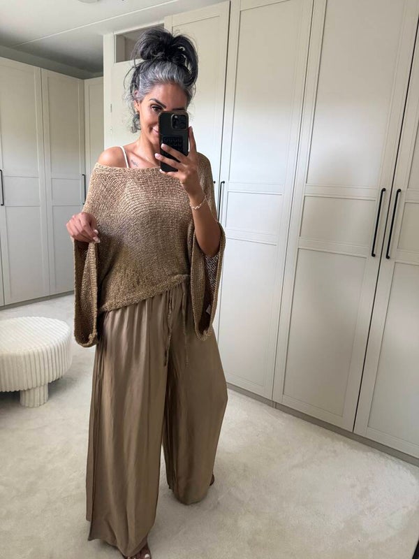 Oversized trui camel