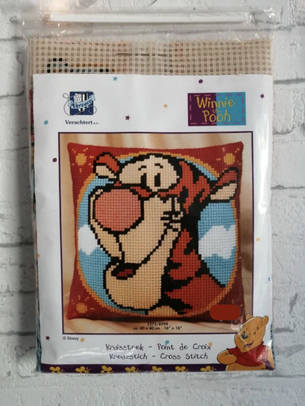 Tijgertje  -  Vervaco borduurkussen