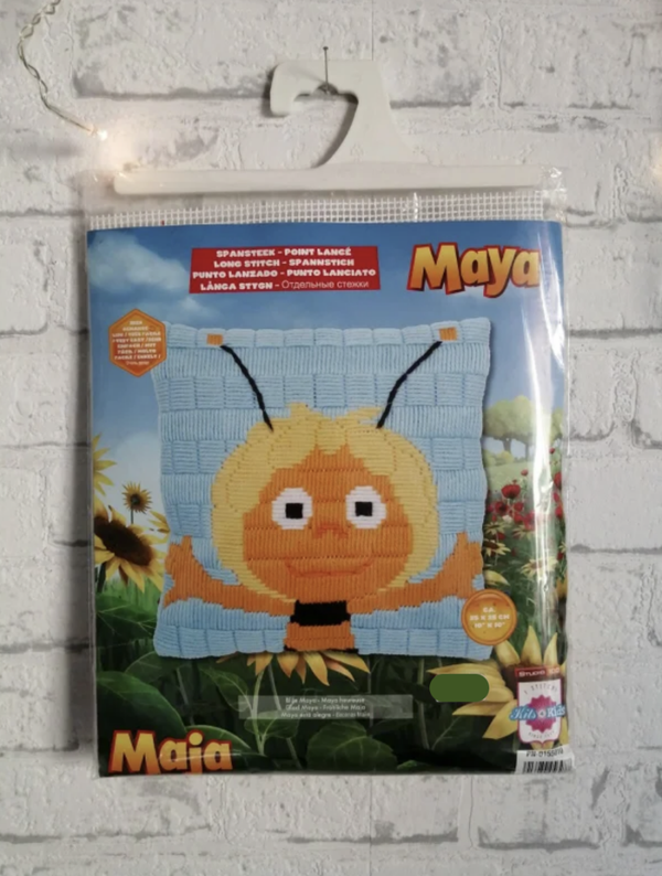 Blije Maya  -  Vervaco borduurkussen