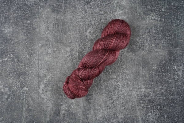 Merino / Seide - Pantone 19-1341