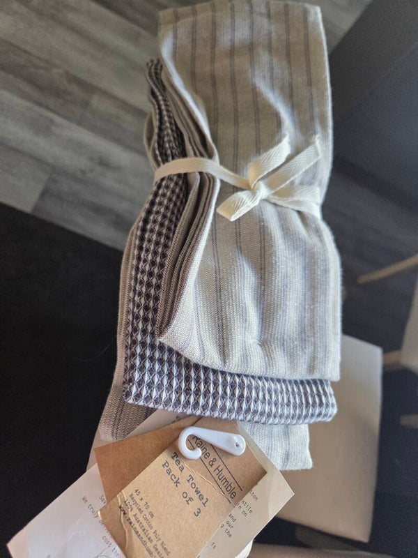 Rained and humble 3 pack tea towels