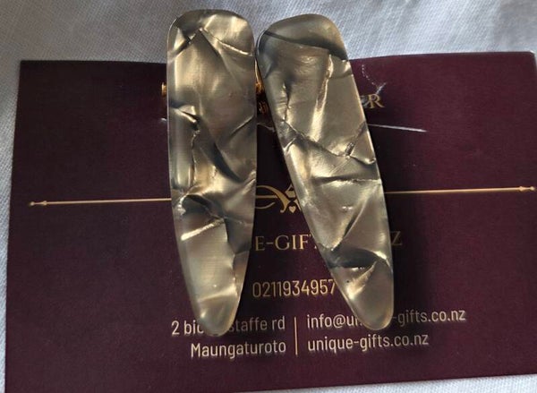 Decorative clips