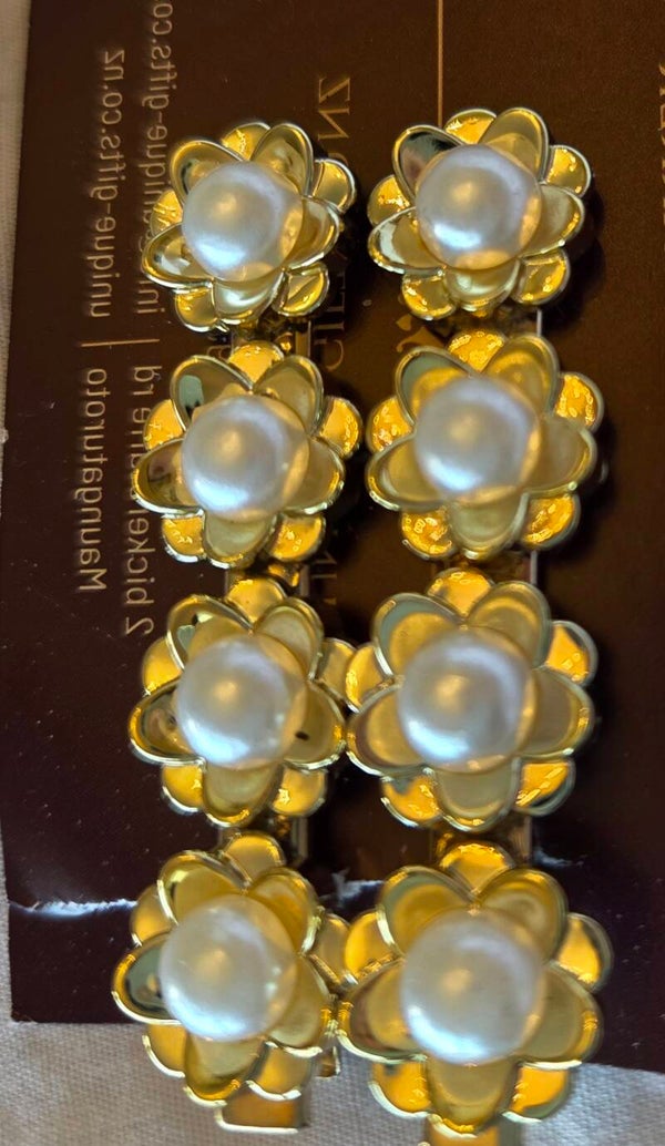 Decorative clips hair.pins