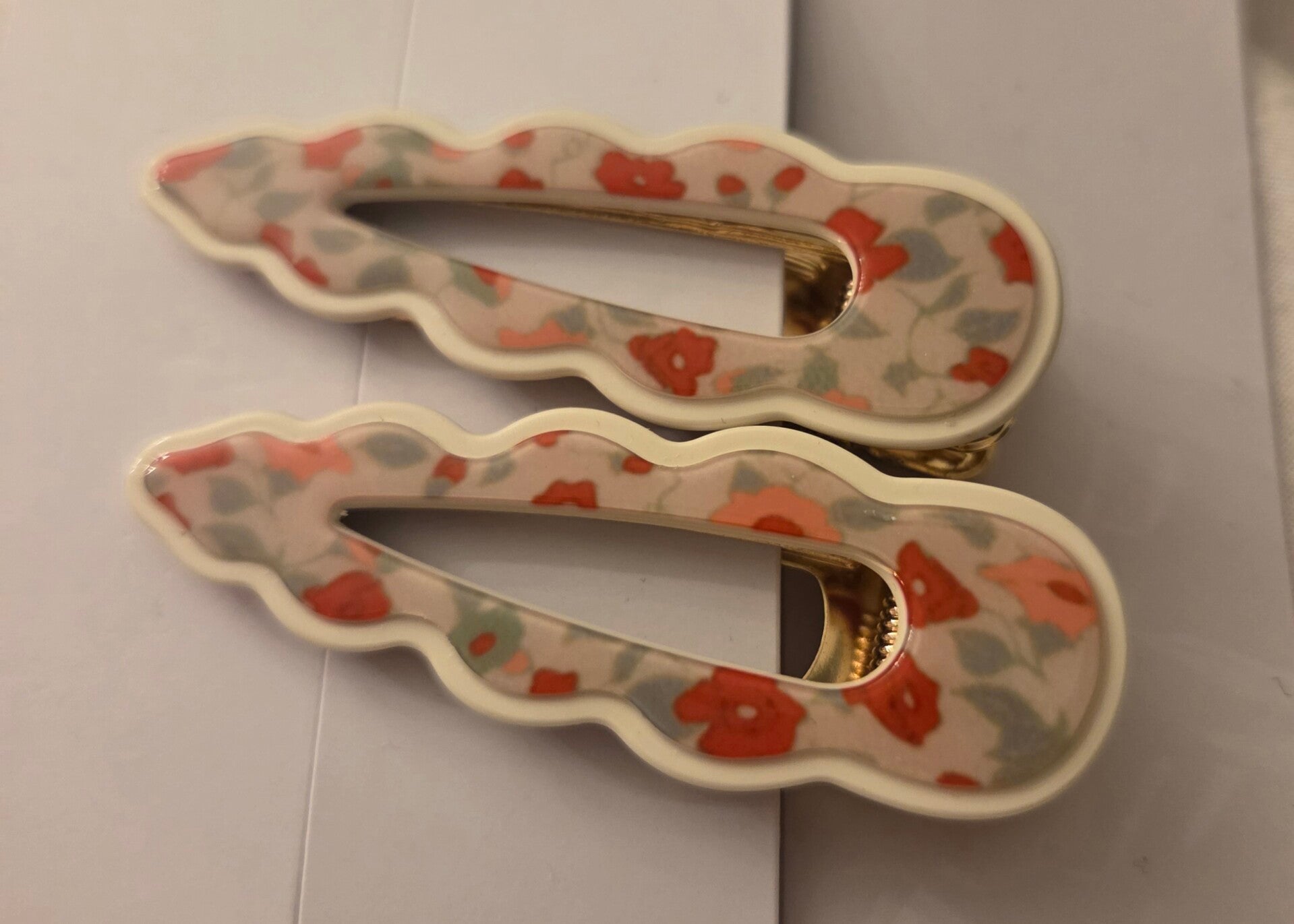 Panache cassia aĺligator clips floral