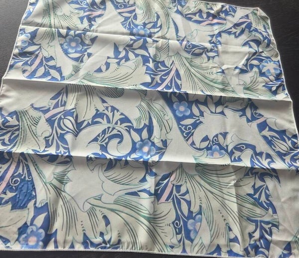 Silk scarf girls 50cm