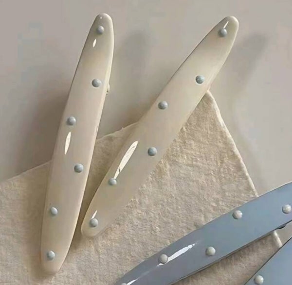 Decorative clips