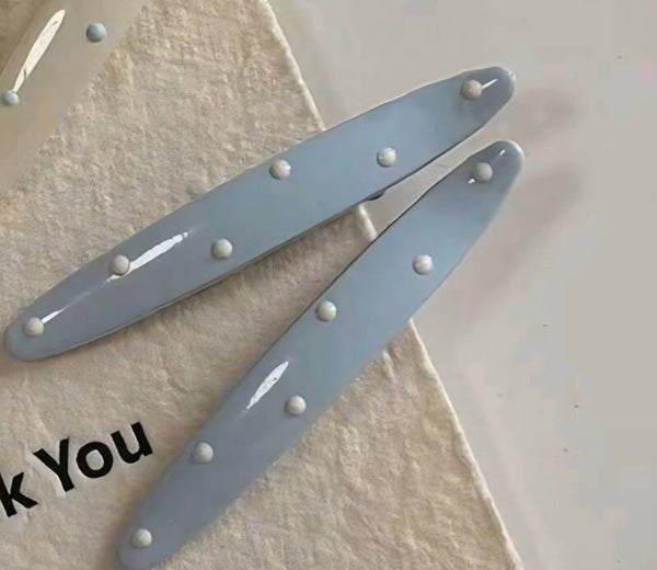 Decorative clips