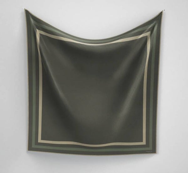Panache scarf classique border olive