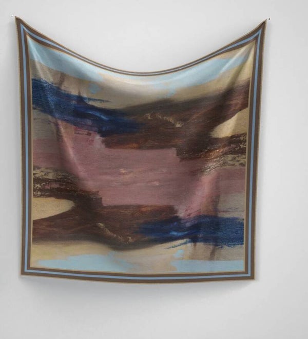 Panache scarf burnished elements