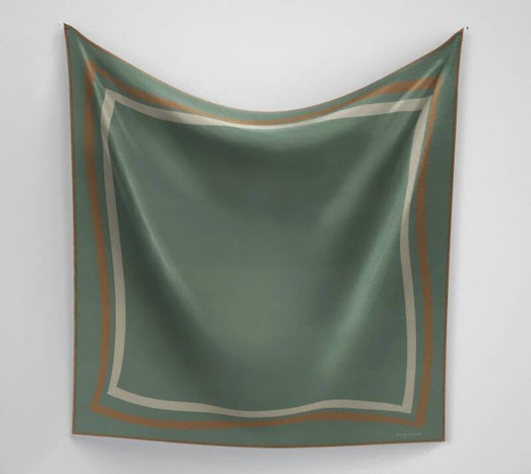 Panache scarf classique border olive