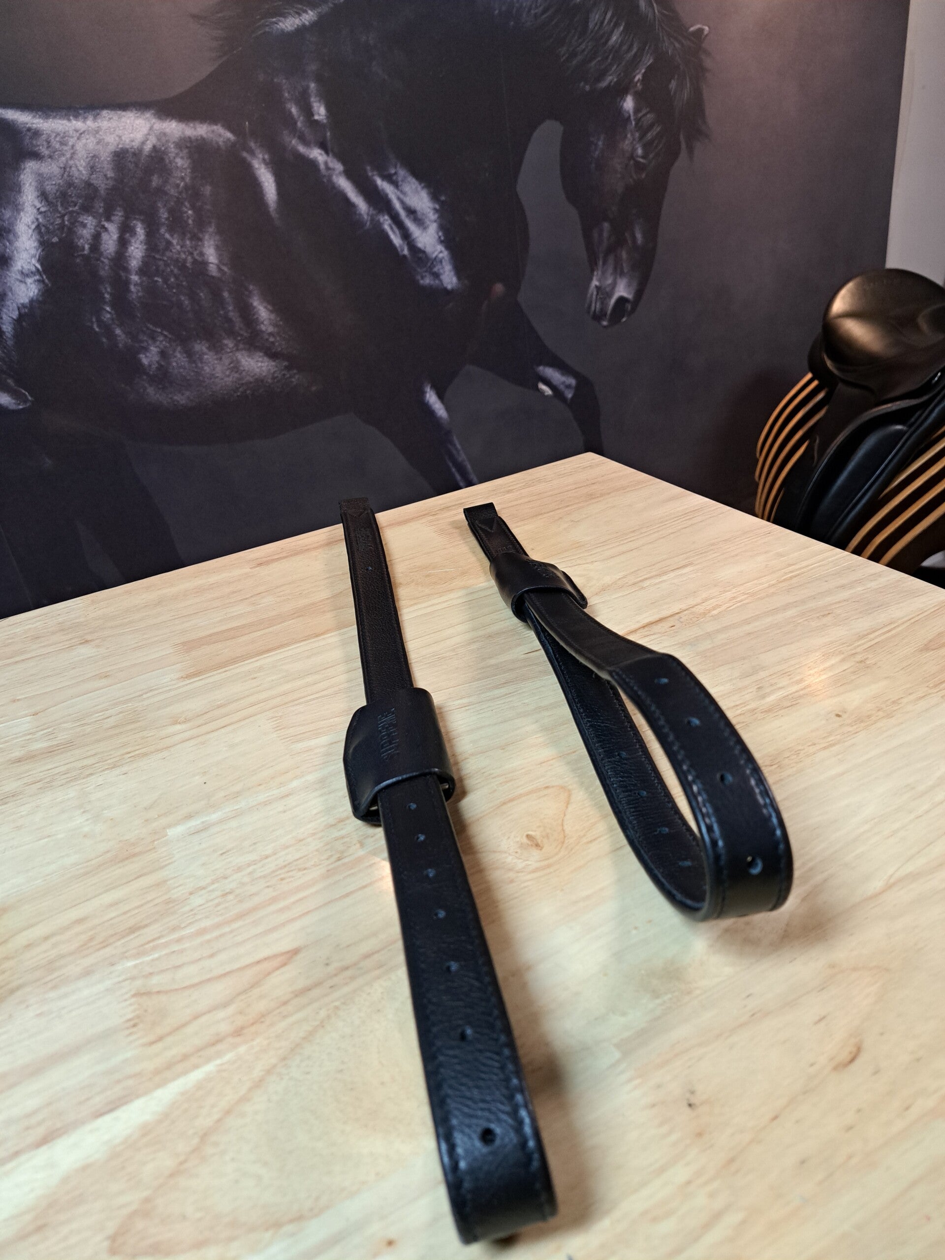 Mono leren beugelriemen Supreme