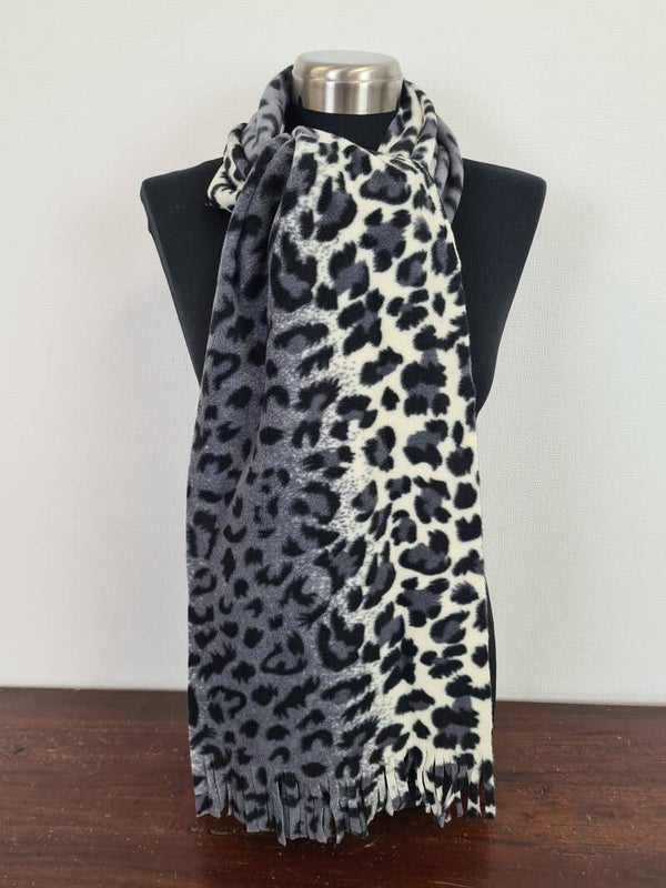 Sjaal wit/grijs panter