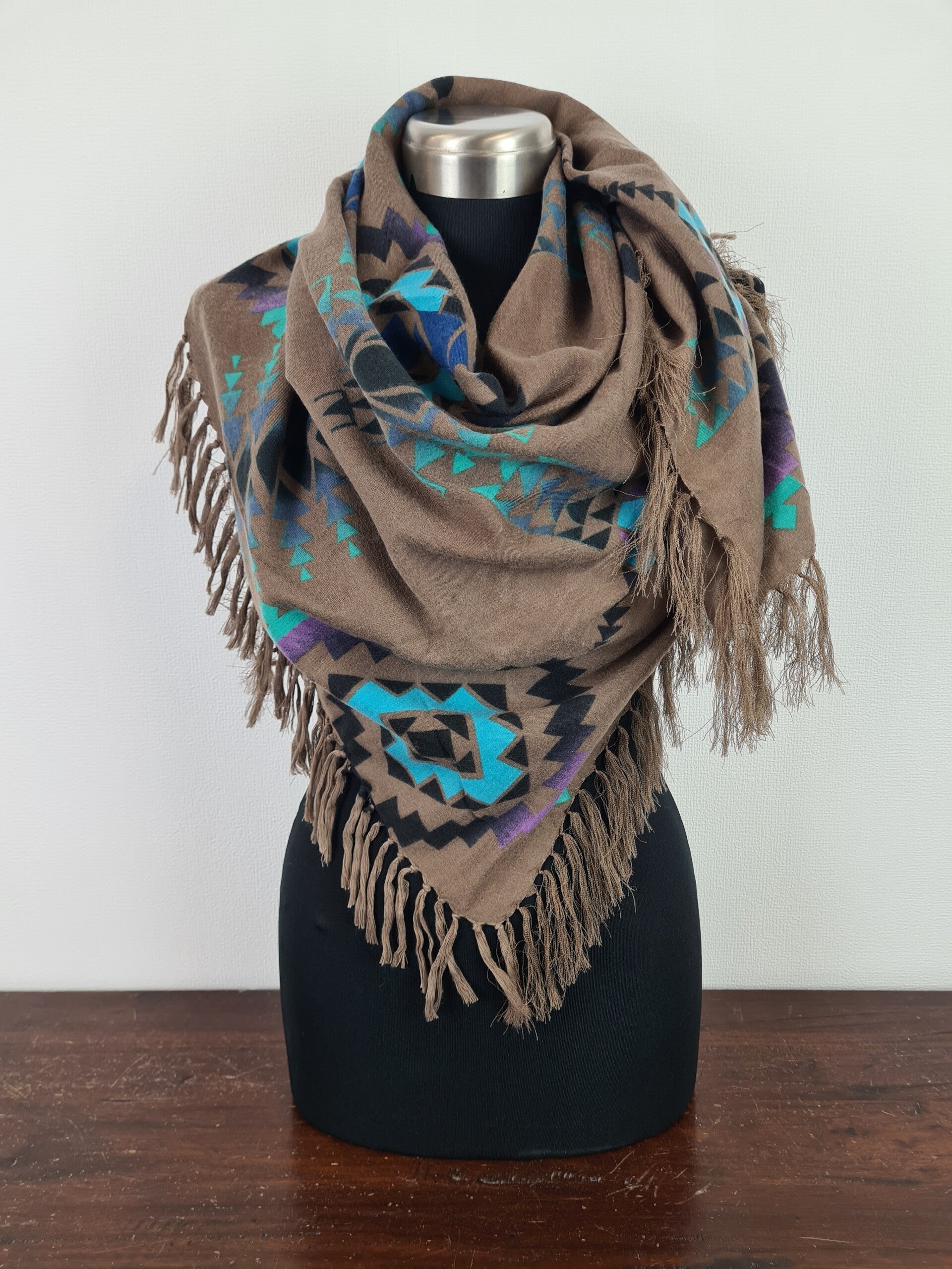 Sjaal bruin met print