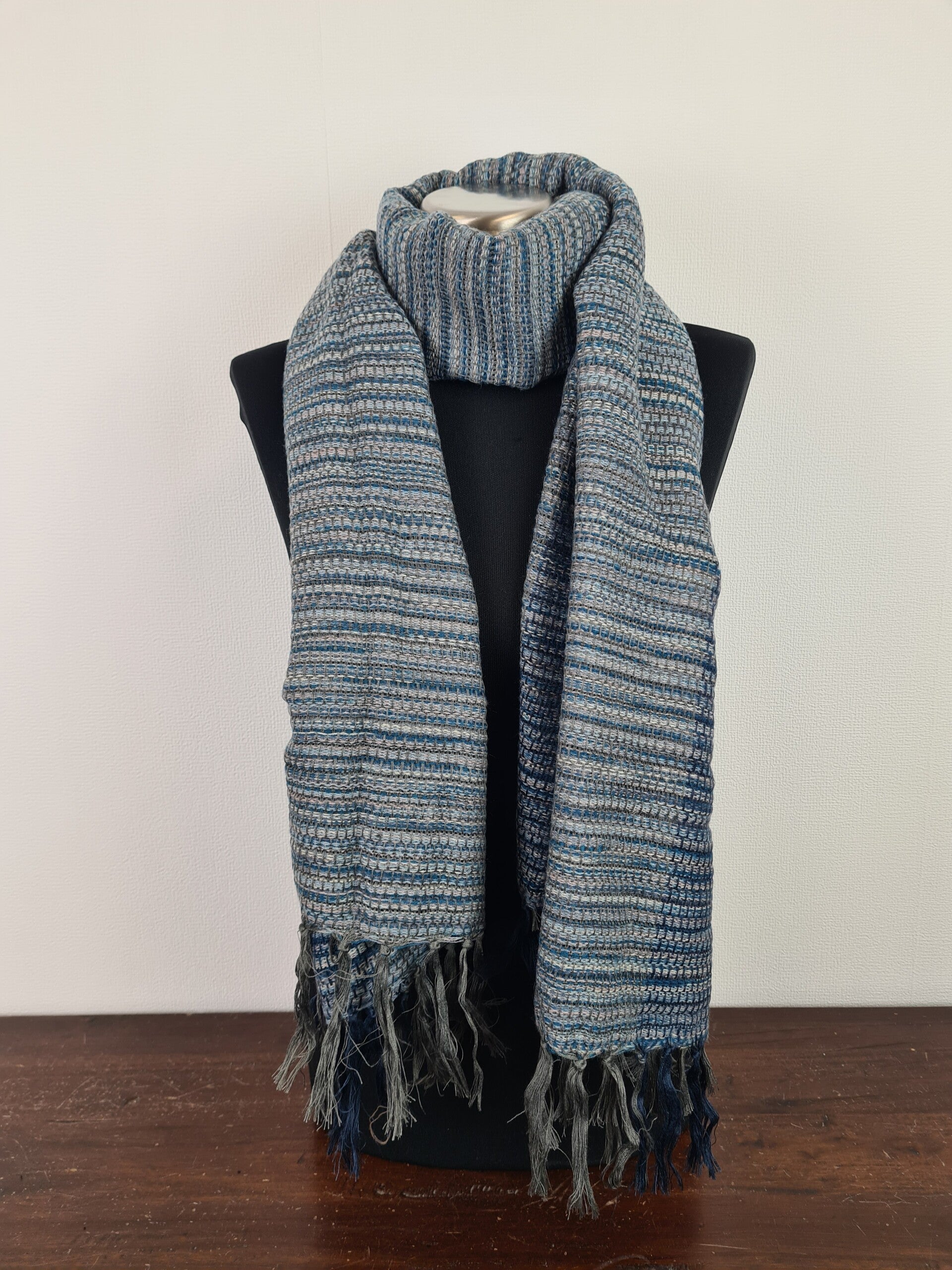 Sjaal blauw gestreept