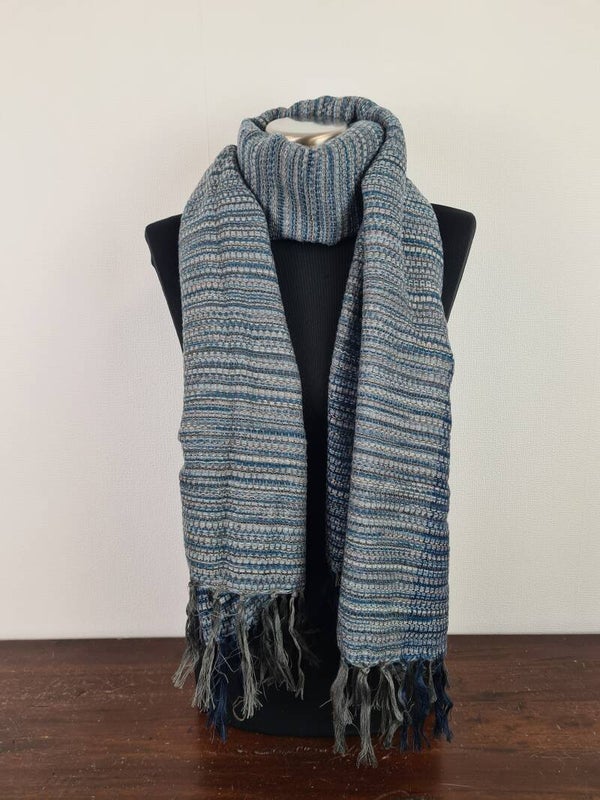 Sjaal blauw gestreept