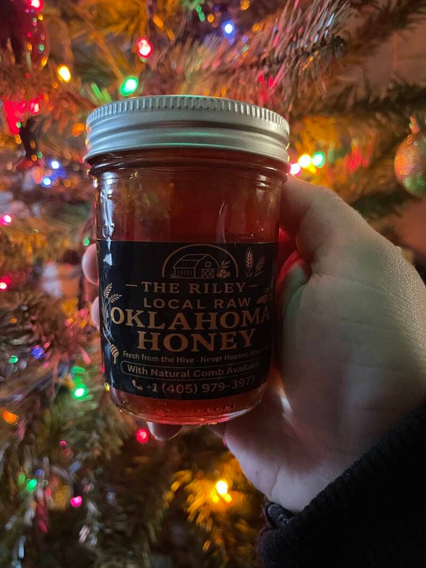 8 oz Jar of Raw Honey With Comb from Edmond