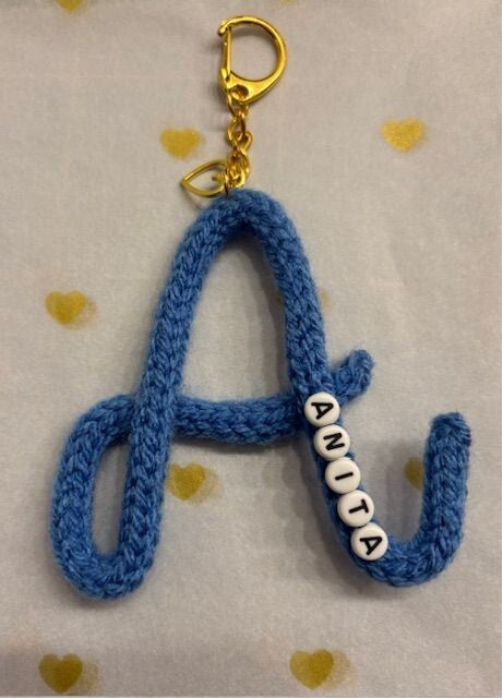 Hanger goudkleurig met naam