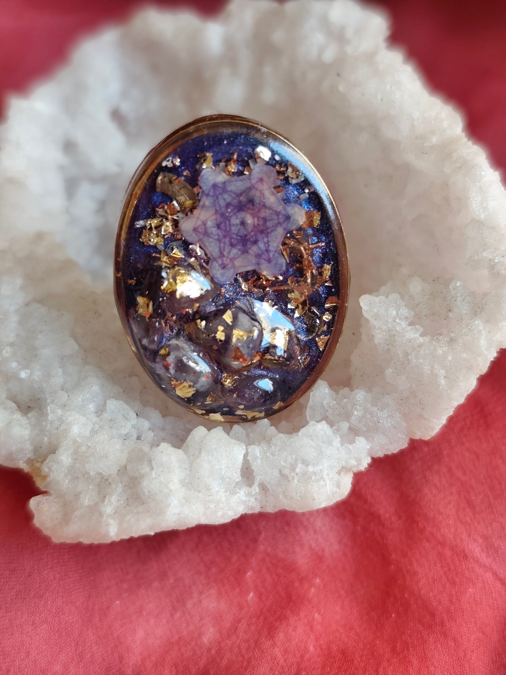 BAGUE OVALE DORÉE ORGONITE CUBE METATRON