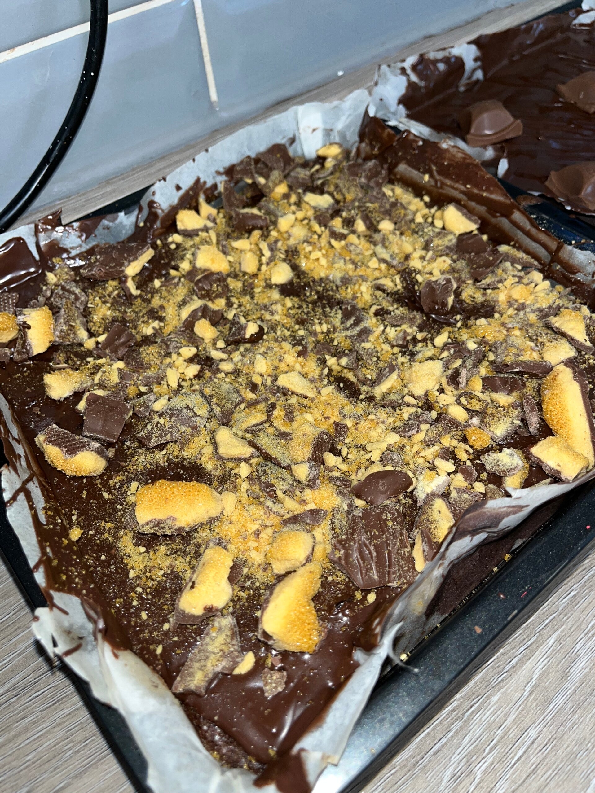 Create a brownie box of 6