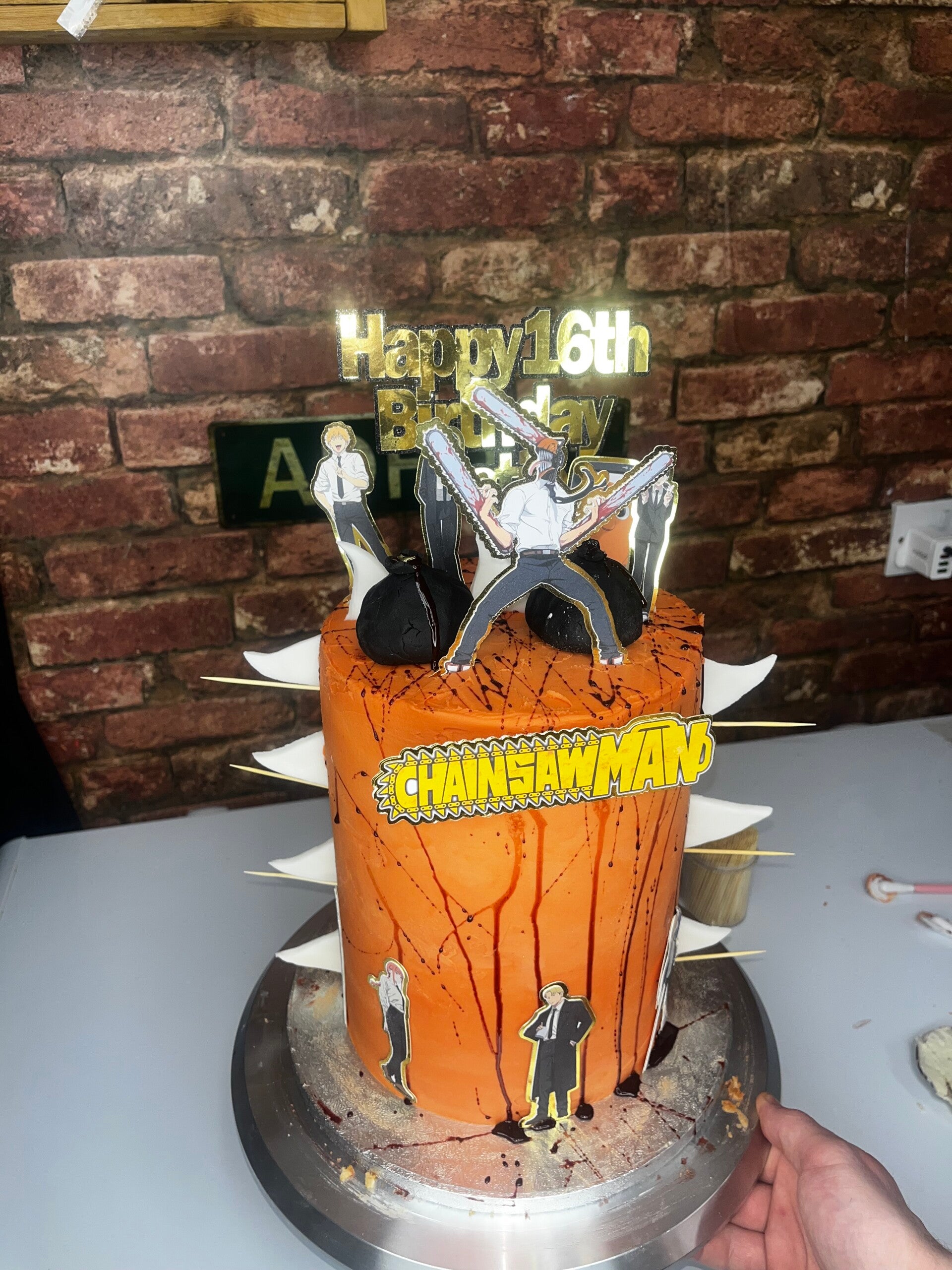 Book in for a 4 layers 8 inch cake