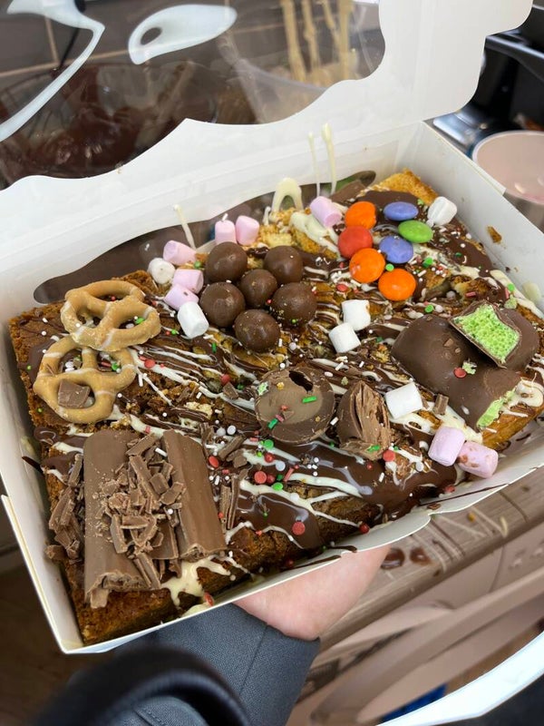 Christmas Brownie blondie box (order or pre order)