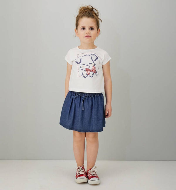 Completo t-shirt con stampa e gonna jeans in tencel