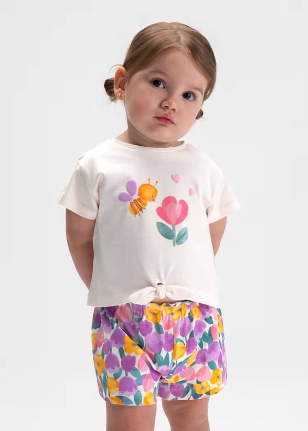 Completo 3 pezzi con doppia maglietta e pantaloncino in fantasia