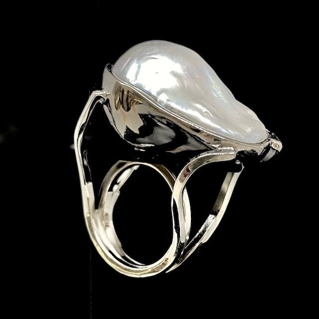 Silver / Baroque Pearl