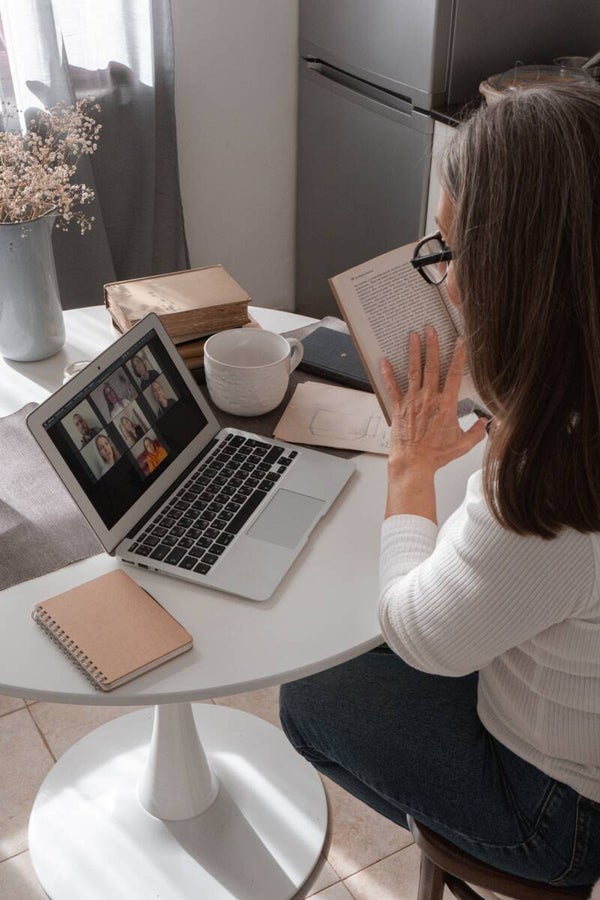 60-minute Virtual Booking Session