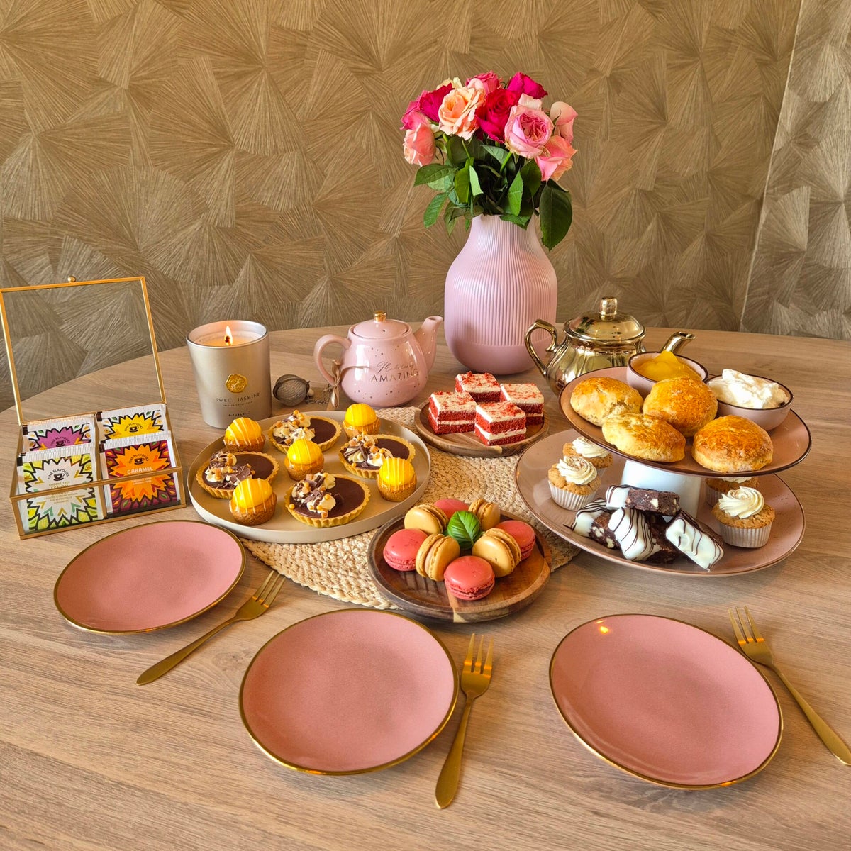 High Tea Case High Tea Box | Mini Bakery