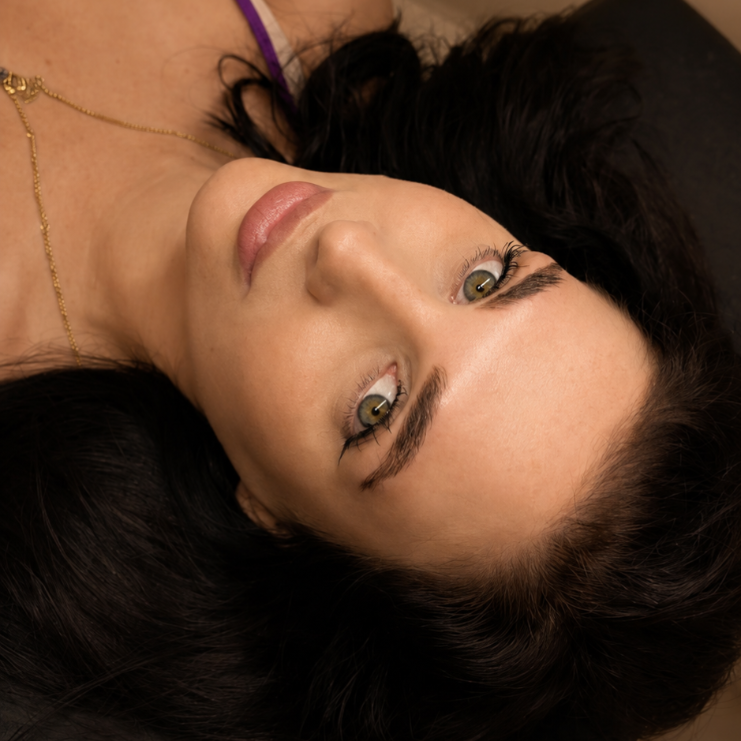 BROW TINT AND LAMINATION