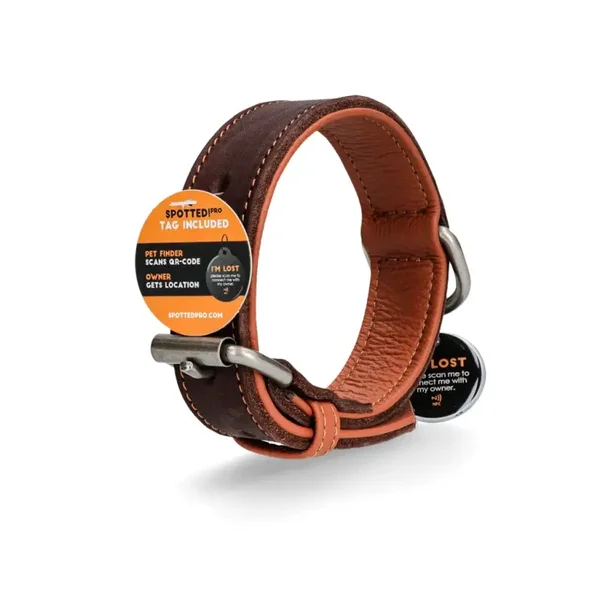 Spotted! Pro Leren Halsband Bruin met QR code en NFC chip