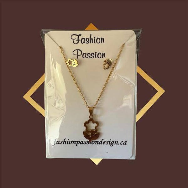 Golden Earring and Necklace Set - Flowers