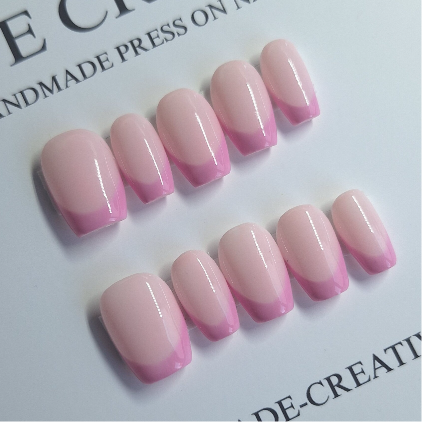 French manicure lila.