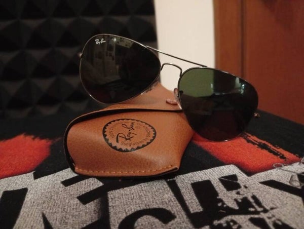 ray-ban black model 2025